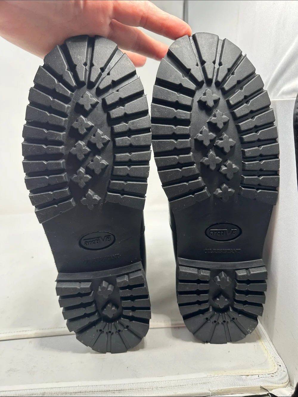 ArctiV8 Work boots Size 13